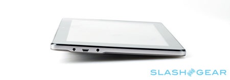 Lộ ảnh thực tế máy tính bảng “lai” điện thoại của Asus - 5 Lộ ảnh thực tế máy tính bảng “lai” điện thoại của Asus - 5