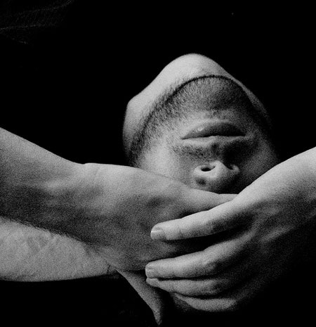 “Điên đảo” trào lưu chụp ảnh “trốn tìm” - 10