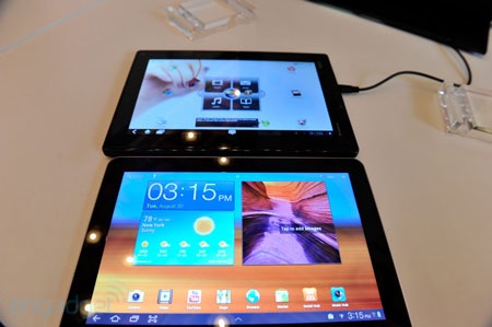 ThinkPad Tablet và Samsung Galaxy Tab 10.1 so dáng - 2