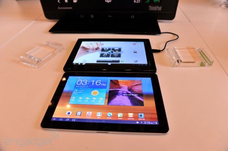 ThinkPad Tablet và Samsung Galaxy Tab 10.1 so dáng - 4