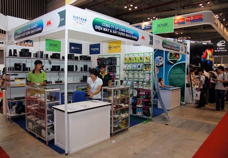 Triển lãm VCW 16 khai mạc, thiếu vắng nhiều “ông lớn” - 6 Triển lãm VCW 16 khai mạc, thiếu vắng nhiều “ông lớn” - 6