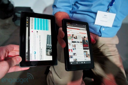 Amazon Kindle Fire "so dáng" BlackBery PlayBook - 4