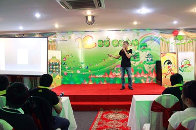 Game tái hiện lịch sử Việt Nam trên điện thoại - 1 Game tái hiện lịch sử Việt Nam trên điện thoại - 1