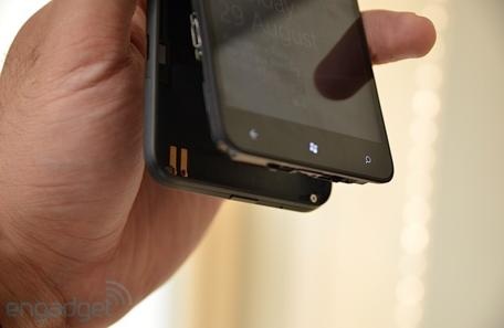 Ảnh thực tế HTC Titan cấu hình mạnh - 12