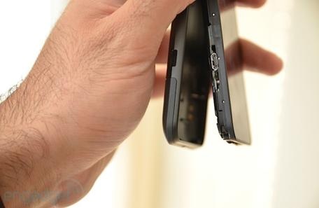 Ảnh thực tế HTC Titan cấu hình mạnh - 13