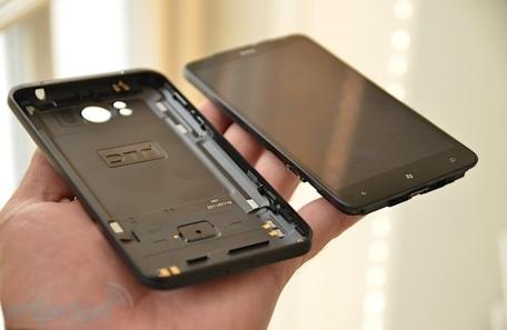 Ảnh thực tế HTC Titan cấu hình mạnh - 14