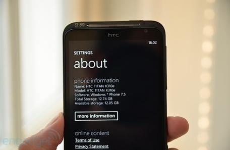 Ảnh thực tế HTC Titan cấu hình mạnh - 16