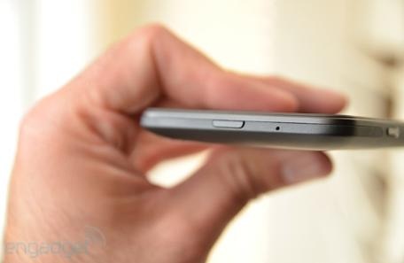 Ảnh thực tế HTC Titan cấu hình mạnh - 8