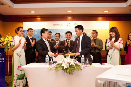FPT triển khai dự án ORACLE ERP cho Trần Anh - 1 FPT triển khai dự án ORACLE ERP cho Trần Anh - 1