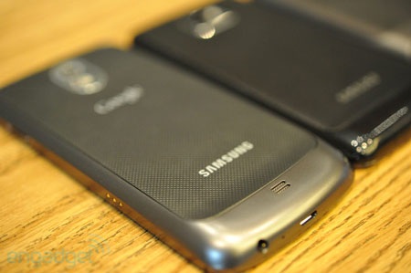 Cận cảnh điện thoại Samsung Galaxy Nexus - 18 Cận cảnh điện thoại Samsung Galaxy Nexus - 18