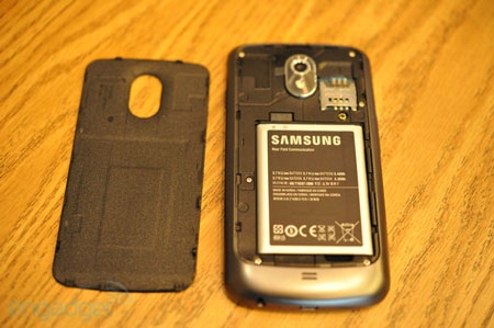 Cận cảnh điện thoại Samsung Galaxy Nexus - 21 Cận cảnh điện thoại Samsung Galaxy Nexus - 21