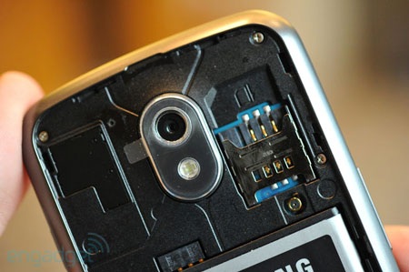 Cận cảnh điện thoại Samsung Galaxy Nexus - 23 Cận cảnh điện thoại Samsung Galaxy Nexus - 23