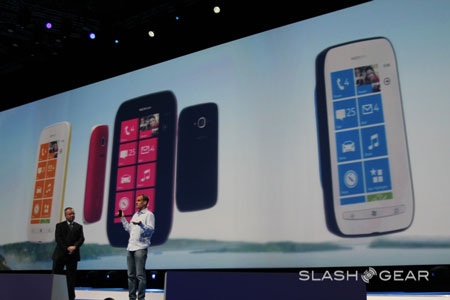 Nokia trình làng Windows Phone, chưa thực sự ấn tượng - 13