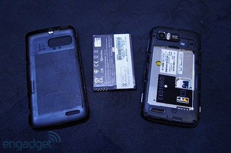 “Đập hộp” Motorola Atrix 2 tại triển lãm CTIA 2011 - 18