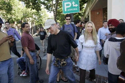 Chuyện về người phụ nữ phía sau Steve Jobs - 3 Chuyện về người phụ nữ phía sau Steve Jobs - 3