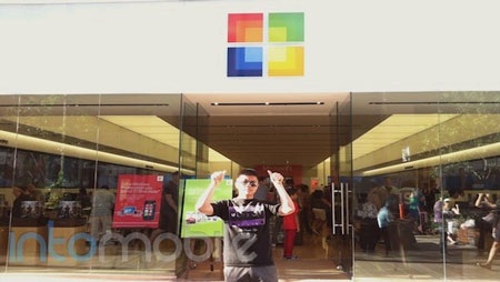 Thăm cửa hàng Microsoft Store “na ná” Apple Store - 19 Thăm cửa hàng Microsoft Store “na ná” Apple Store - 19
