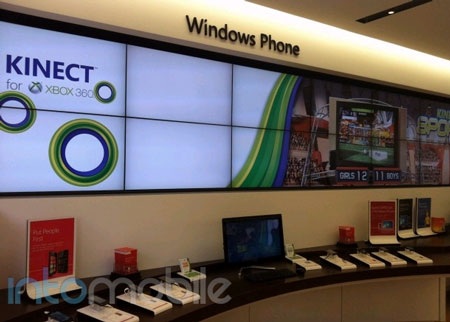 Thăm cửa hàng Microsoft Store “na ná” Apple Store - 4 Thăm cửa hàng Microsoft Store “na ná” Apple Store - 4