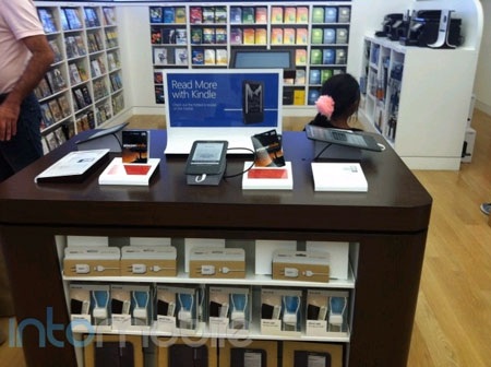 Thăm cửa hàng Microsoft Store “na ná” Apple Store - 8 Thăm cửa hàng Microsoft Store “na ná” Apple Store - 8
