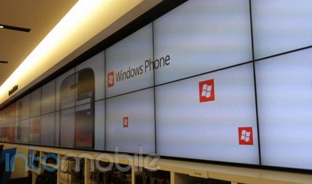 Thăm cửa hàng Microsoft Store “na ná” Apple Store - 11 Thăm cửa hàng Microsoft Store “na ná” Apple Store - 11