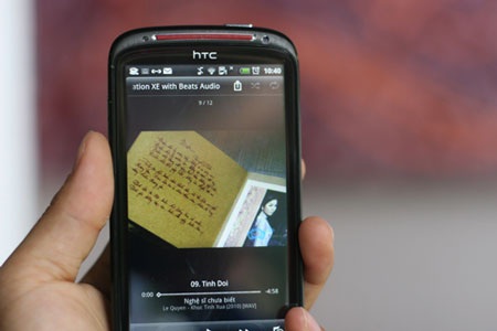 Cận cảnh “hàng khủng” HTC Sensation XE sắp bán ở VN - 10