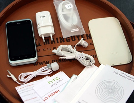 Mở hộp HTC Rhyme dành cho phái nữ giá 11,5 triệu đồng - 3 Mở hộp HTC Rhyme dành cho phái nữ giá 11,5 triệu đồng - 3