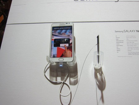 Galaxy Note tới Đông Nam Á, Việt Nam “lên kệ” sớm nhất - 14