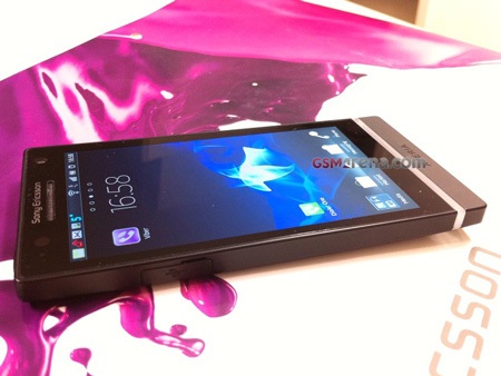 Sony Ericsson Arc HD màn hình siêu nét lộ diện - 3 Sony Ericsson Arc HD màn hình siêu nét lộ diện - 3