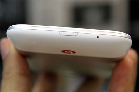 HTC Sensation XL chính hãng giá 15,9 triệu đồng - 8 HTC Sensation XL chính hãng giá 15,9 triệu đồng - 8