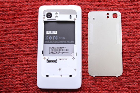 Đập hộp HTC Vivid mạng 4G tại Việt Nam - 15