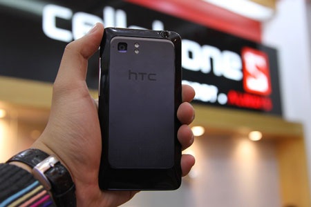 Đập hộp HTC Vivid mạng 4G tại Việt Nam - 25