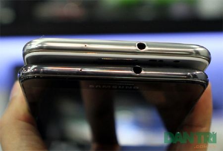 Mở hộp Galaxy Note trắng tuyết chính hãng - 8