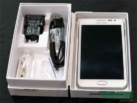 Mở hộp Galaxy Note trắng tuyết chính hãng - 2