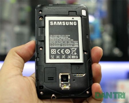 Đập hộp Samsung Wave M chạy Bada 2.0 đầu tiên - 9