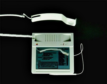 Ngắm chiếc iPhone đầu tiên sản xuất năm 1983 - 1 Ngắm chiếc iPhone đầu tiên sản xuất năm 1983 - 1