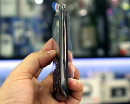 Đập hộp BlackBerry Curve 9360 chính hãng giá 8,75 triệu đồng - 7