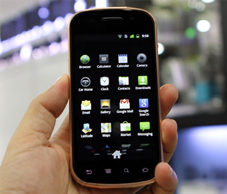 Ngắm smartphone dát vàng đầu tiên của Mobiado giá 86 triệu  - 19