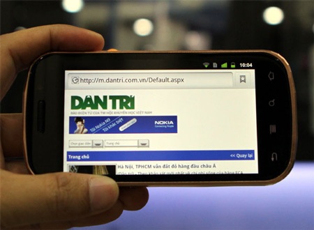 Ngắm smartphone dát vàng đầu tiên của Mobiado giá 86 triệu  - 24