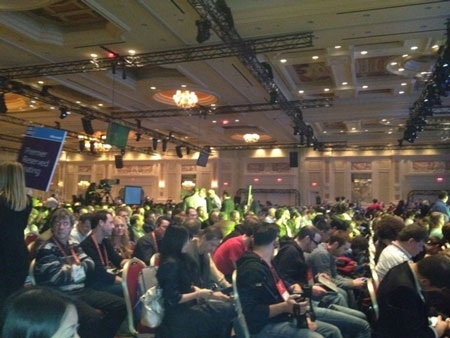 Gặp CEO Microsoft chuẩn bị nói lời “từ biệt” CES - 1