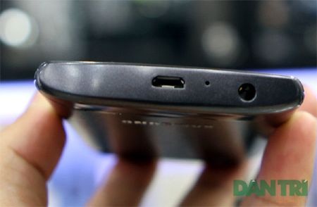 Đập hộp điện thoại Bada cao cấp nhất của Samsung tại VN - 8