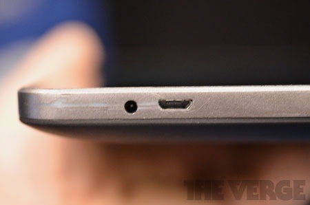 Máy tính bảng Android 4.0 3D không cần kính đầu tiên - 13