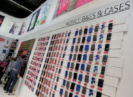 “Đột nhập” MWC 2012 trước giờ khai mạc - 7