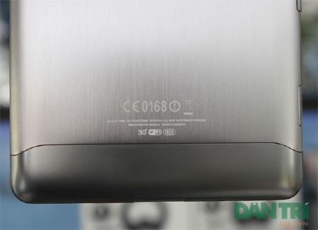 Đập hộp Galaxy Tab 7.7 chính hãng giá 15,5 triệu đồng - 12