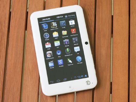 Cận cảnh máy tính bảng giá rẻ nhất 1,8 triệu đồng