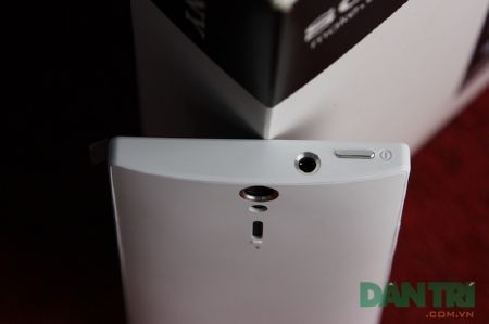 Sony Xperia S đặc biệt về Việt Nam giá 16,5 triệu đồng