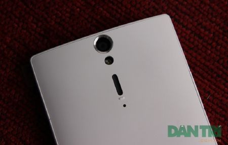 Sony Xperia S đặc biệt về Việt Nam giá 16,5 triệu đồng
