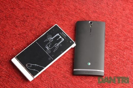 Sony Xperia S đặc biệt về Việt Nam giá 16,5 triệu đồng