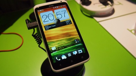 Cuộc chiến smartphone lõi tứ, nhìn từ MWC 2012 - 1 Cuộc chiến smartphone lõi tứ, nhìn từ MWC 2012