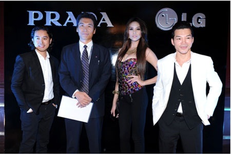 Dàn sao Việt đầu tiên sở hữu điện thoại PRADA by LG 3.0