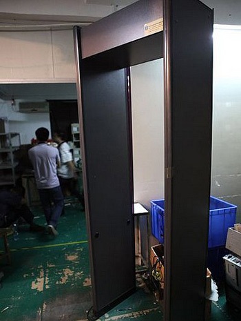 Trung Quốc truy quét nguồn cung cấp iPhone dỏm