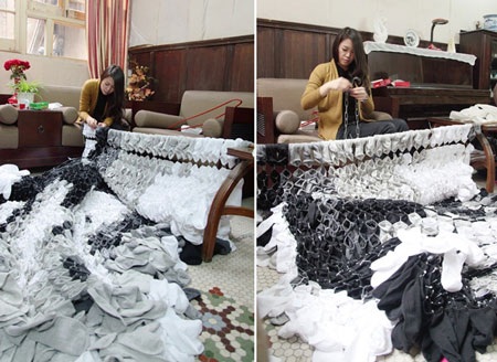 Tuyệt tác bức chân dung làm từ…750 đôi tất